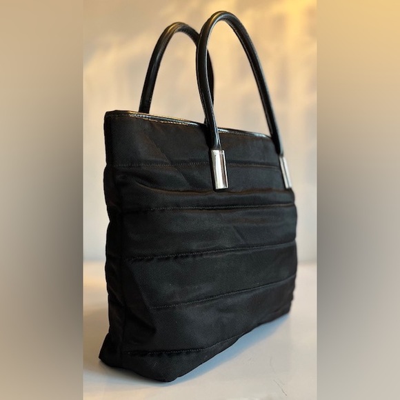 Vintage Gucci Nylon Handbag - Picture 4 of 8